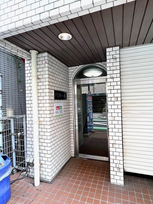 パラドール(ワンルーム/5階)の外観写真