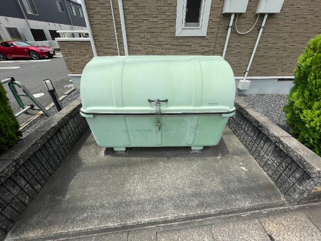 トライアン・ファント B