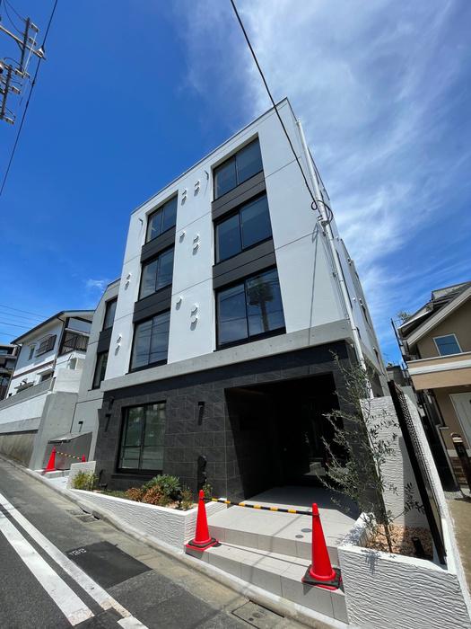 REVE RESIDENCCE 三宿