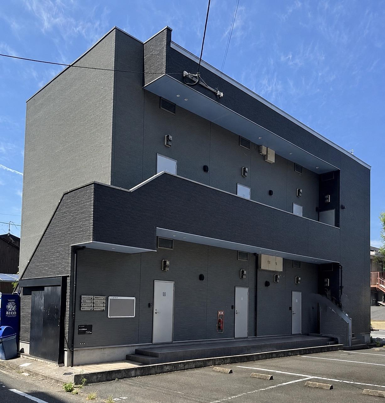 レオーネ西小倉