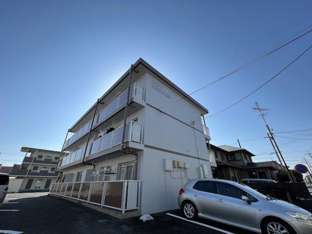 サンテラス大村III