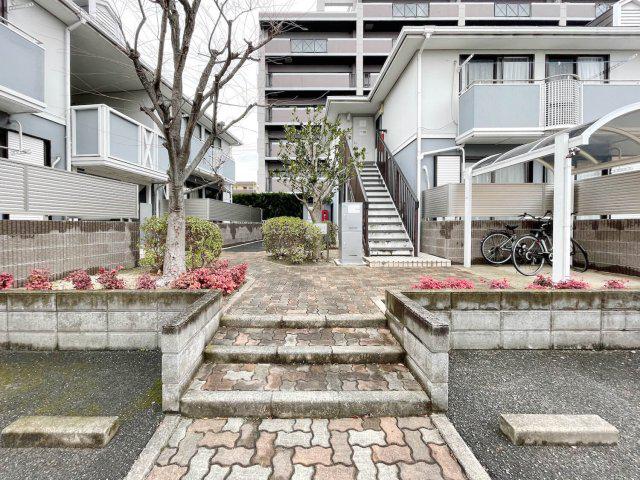 イージストパレス