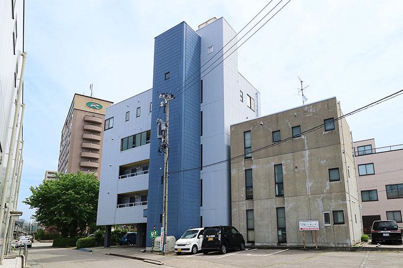 ブルースカイ昭和町