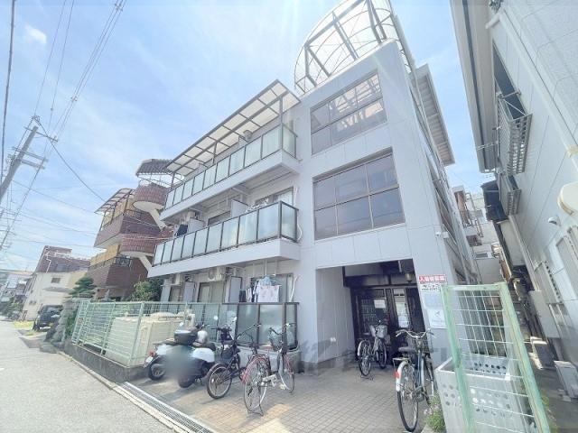 フューチャー21