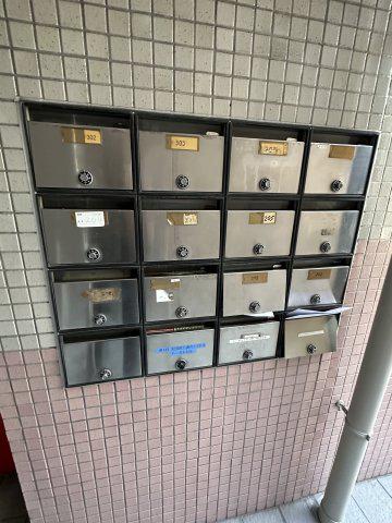 イーストビル