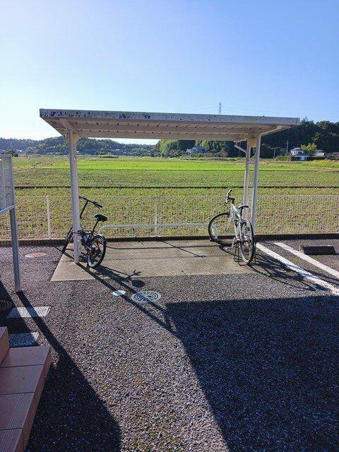 ファミールIV