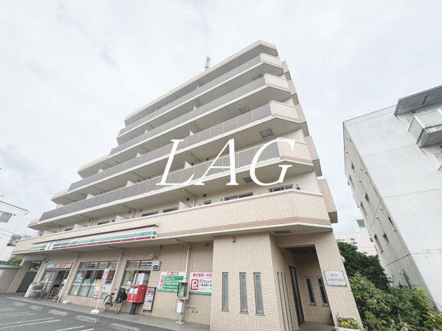 リアコンフォート