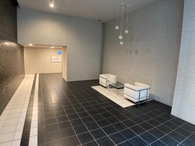 ESLEAD 大手前
