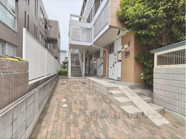 レオパレス武庫川東