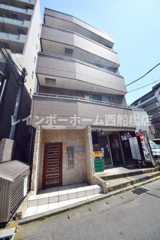 クリスタルステーション