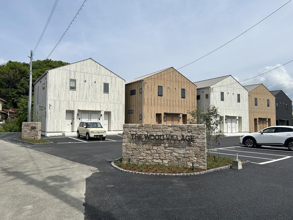 THE WOOD VILLAGE A棟
