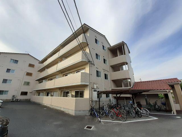 ラブリー三笠B棟