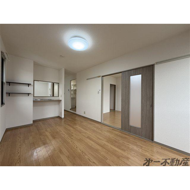 ハイカムール川口A棟