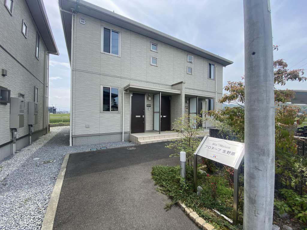 プロヌーブ生野原 B棟