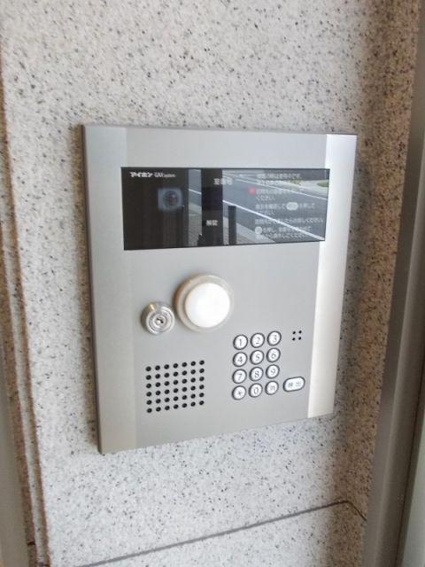 ラ・ポール日出