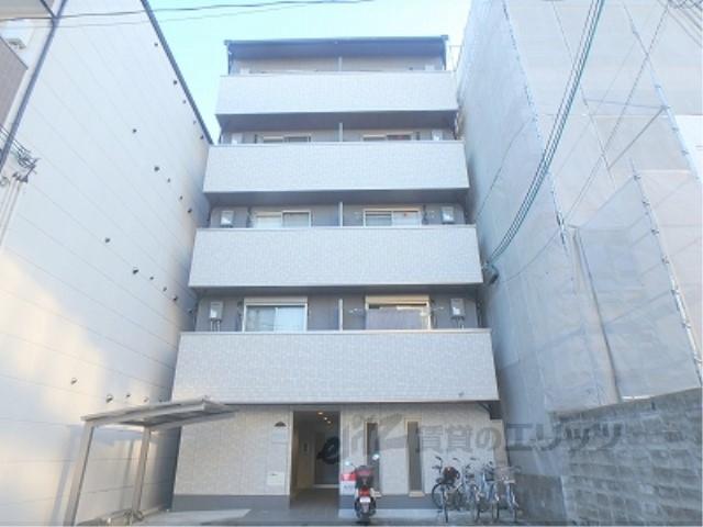 ディアネス西院