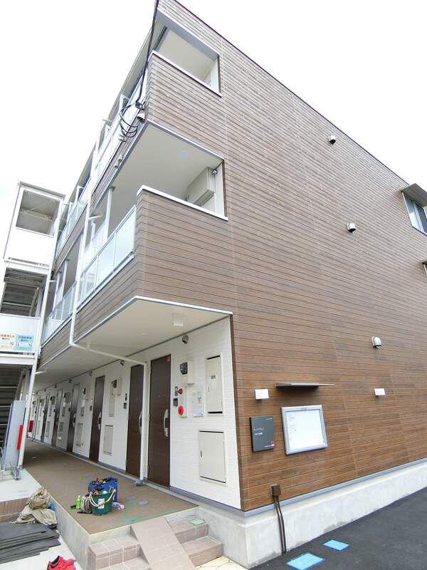 リブリ・氷川町