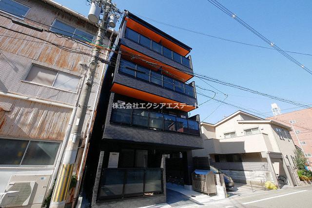 NU岸里駅前