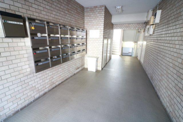西片町アパートメント