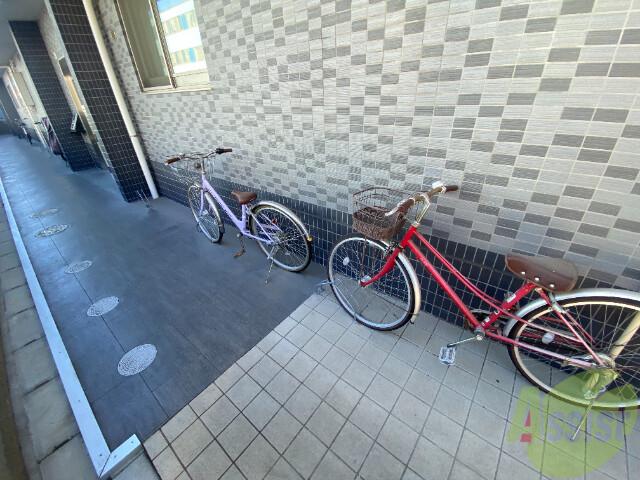 アヴィサーシャ フローラ