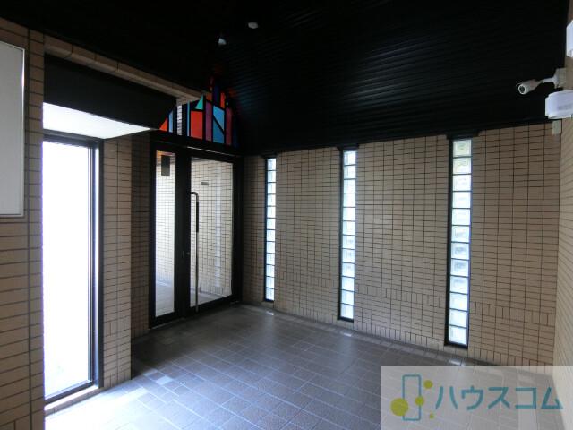 イーストフィールド