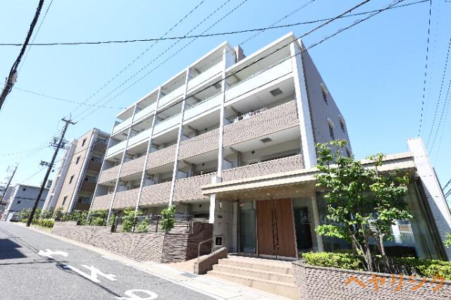アデグランツ藤が丘