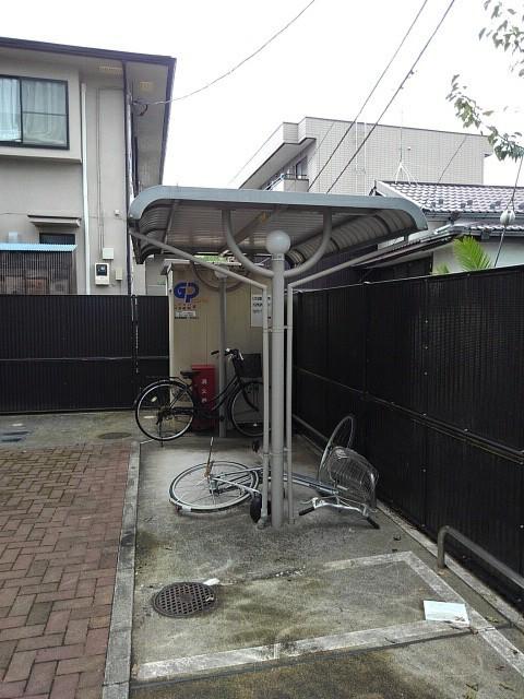 グラン アルシュ III