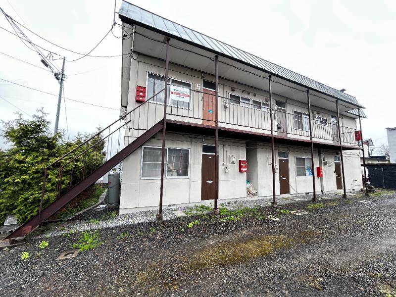 冨田ハイツ(2DK/2階)