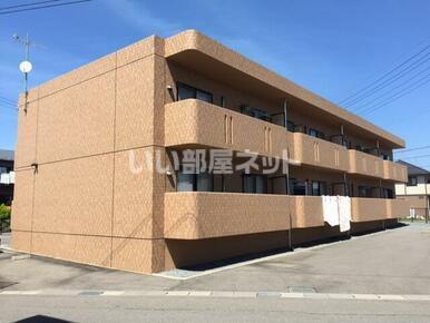 ピースタウン メゾンフルーブ
