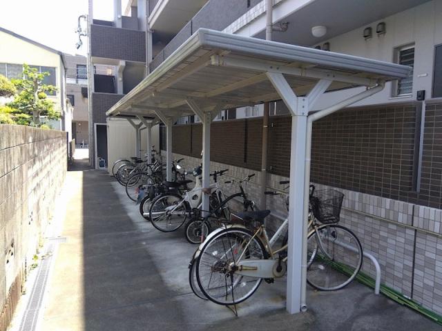 ビアンヌール八幡駅