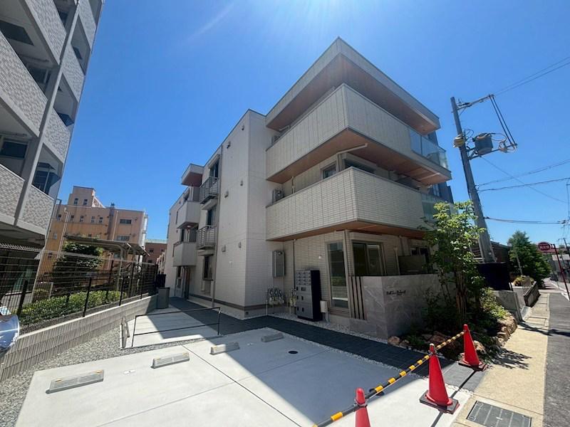 NOBLE TERRACE中山手(1LDK/1階)