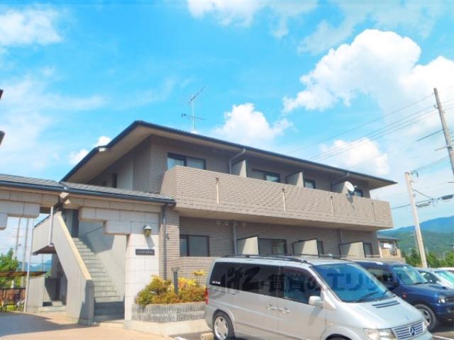 イーストWING