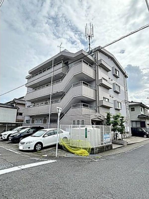 ヴイラージュ歌里