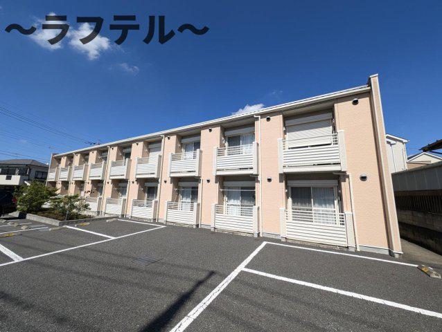 レオネクストプラム