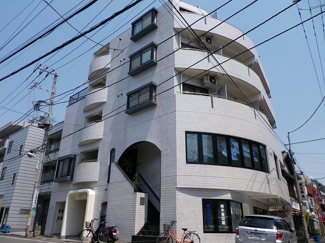 カーサ・エスキーナ