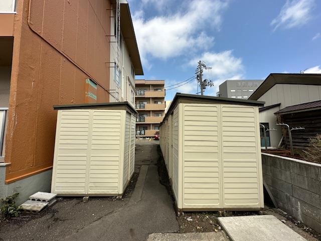 グリーンコーポ楢岡 B