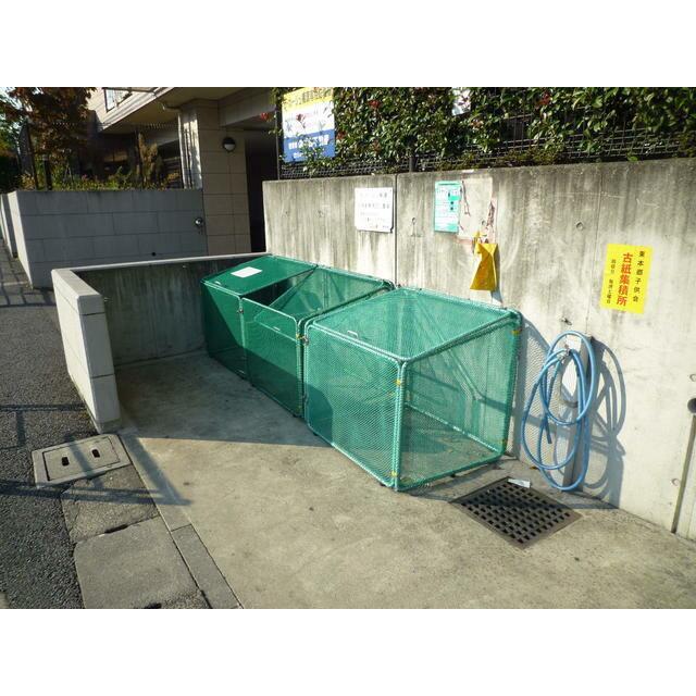 ラ・カージュ横濱