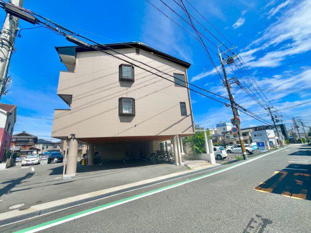 シャンソニエパレス