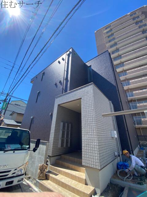 YOUR MAISON CAMELLIA