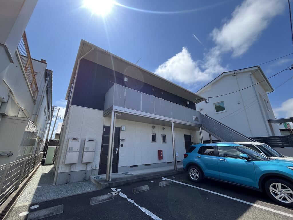 ネイビーハウス大手町