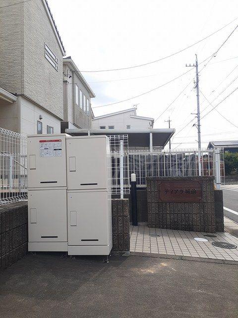 ティアラ城前