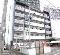 プロニティ空港前