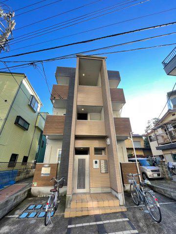 東武伊勢崎線 五反野駅 徒歩10分 3階建 築10年