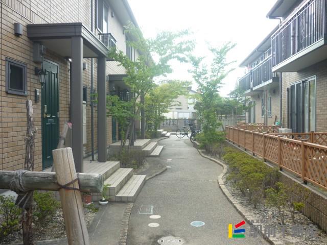 リビングタウン赤松B棟