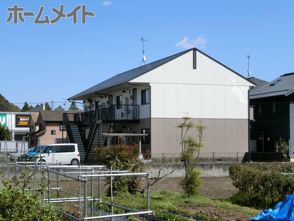 シャルロットB
