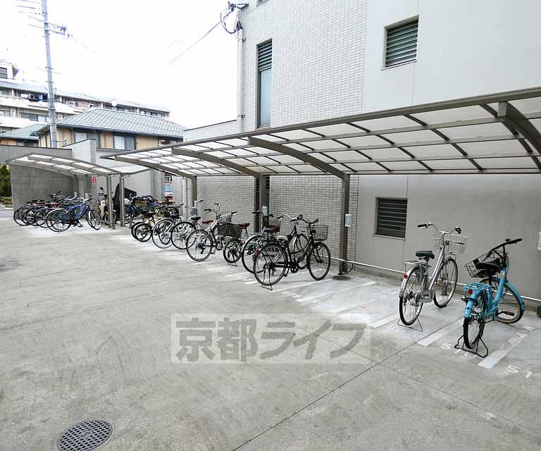 ヴィヴィ茶山
