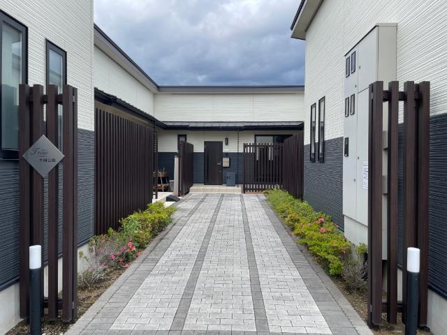 トローノ大岡公園 C棟