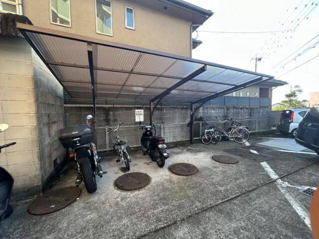 エミネンス隼人塚