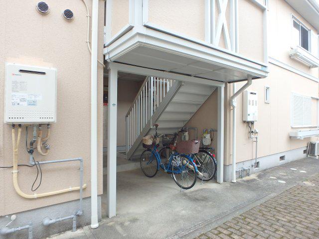 株元マンション2号棟