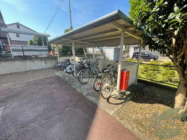フレール愛子B